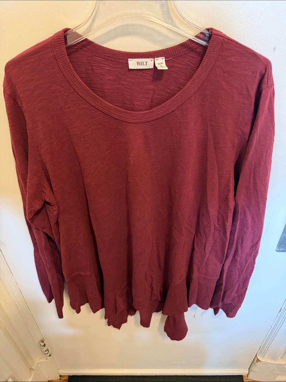 Wilt Scoop Neck Long Sleeve Top in Wine